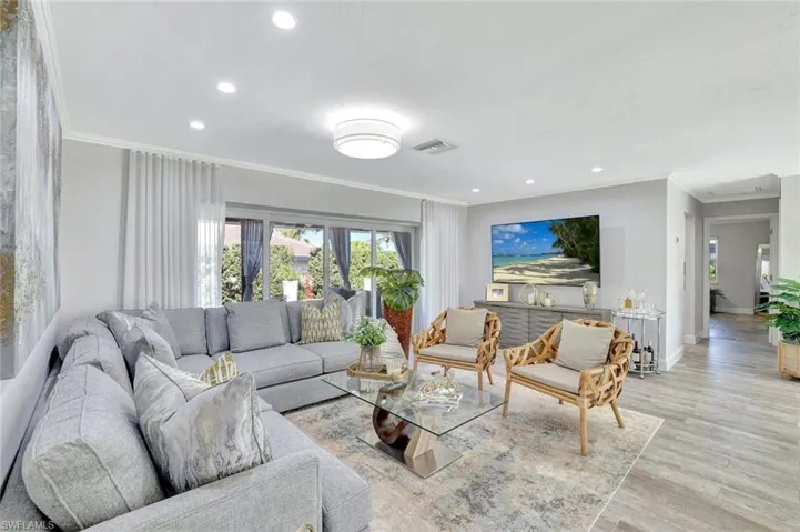 1350 Waikiki Ct, Marco Island, Florida 34145