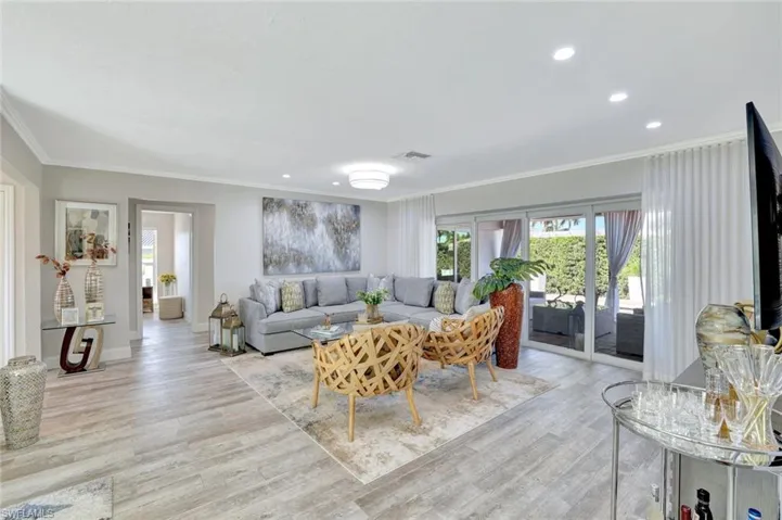 1350 Waikiki Ct, Marco Island, Florida 34145