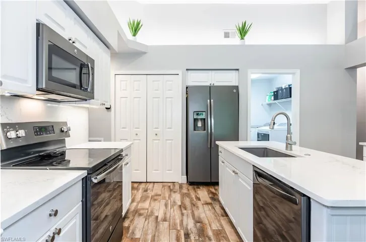7653 Citrus Hill Ln, Naples, Florida 34109
