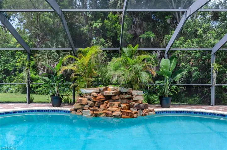 7653 Citrus Hill Ln, Naples, Florida 34109