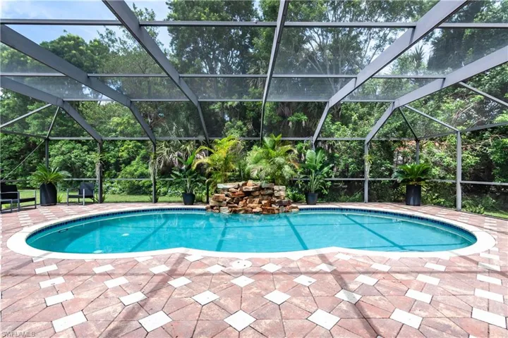 7653 Citrus Hill Ln, Naples, Florida 34109