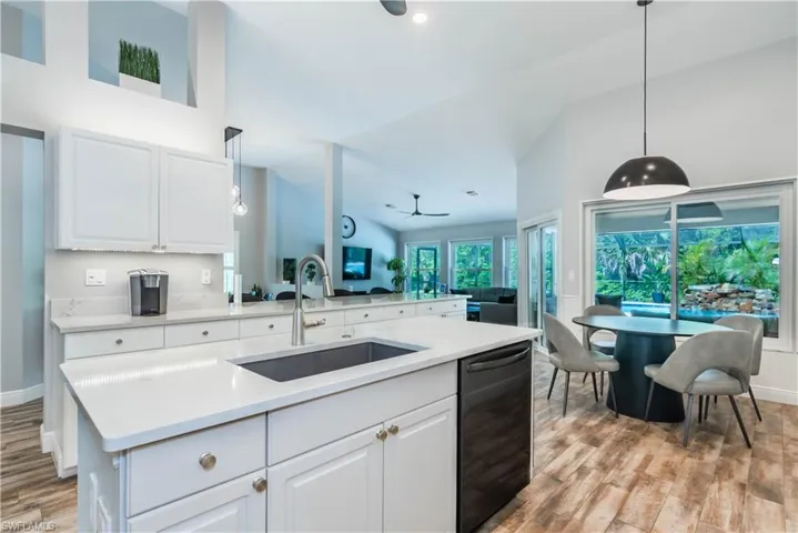 7653 Citrus Hill Ln, Naples, Florida 34109