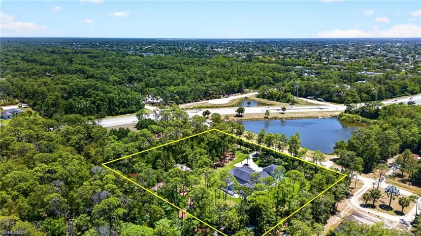 5577 Lancewood Way, Naples, Florida 34116