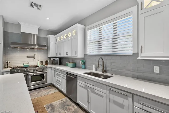 5577 Lancewood Way, Naples, Florida 34116
