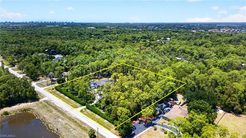 5577 Lancewood Way, Naples, Florida 34116