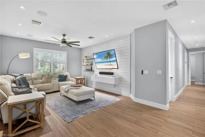 5577 Lancewood Way, Naples, Florida 34116
