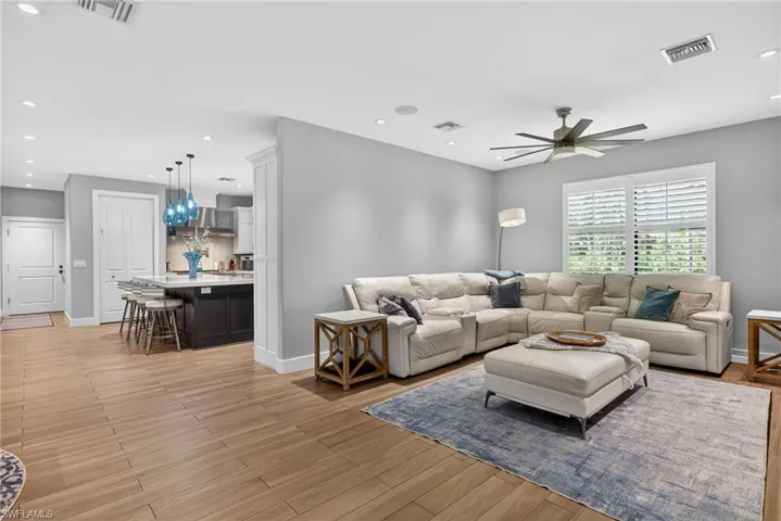 5577 Lancewood Way, Naples, Florida 34116