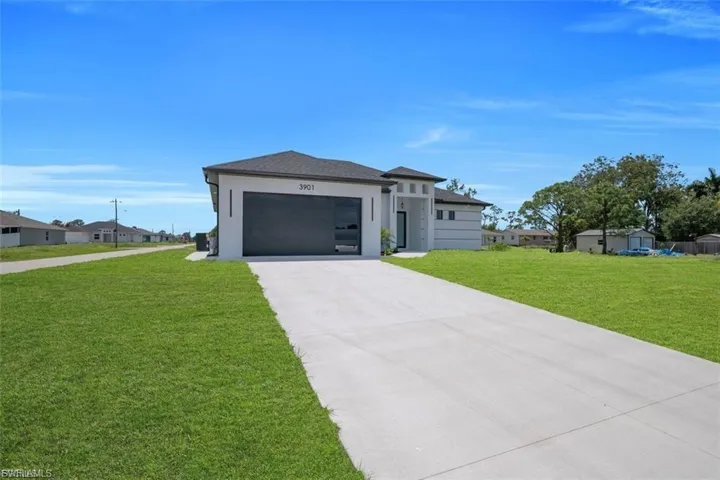 3901 3rd St Sw, Lehigh Acres, Florida 33976