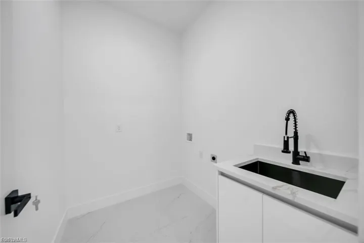 3901 3rd St Sw, Lehigh Acres, Florida 33976