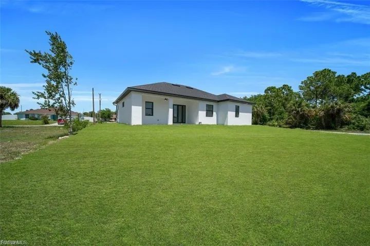 3901 3rd St Sw, Lehigh Acres, Florida 33976
