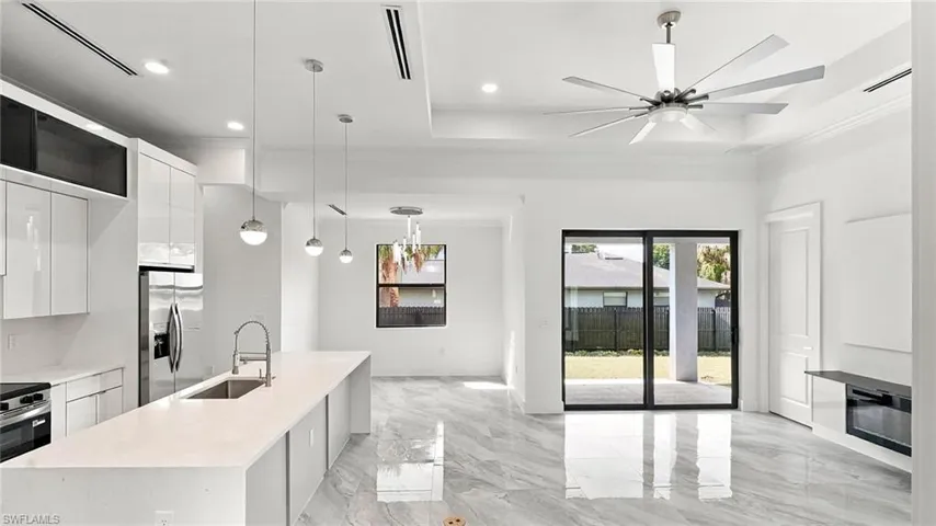 2606 E 3rd St, Lehigh Acres, Florida 33936