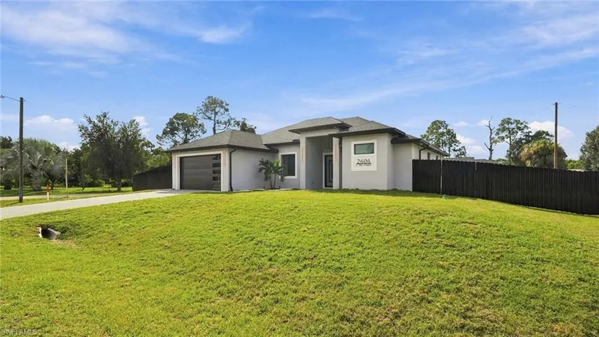 2606 E 3rd St, Lehigh Acres, Florida 33936