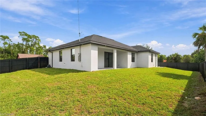 2606 E 3rd St, Lehigh Acres, Florida 33936