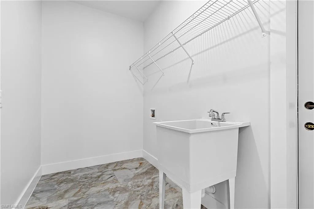 244 Lunette ST, Fort Myers, FL 33913,225062783