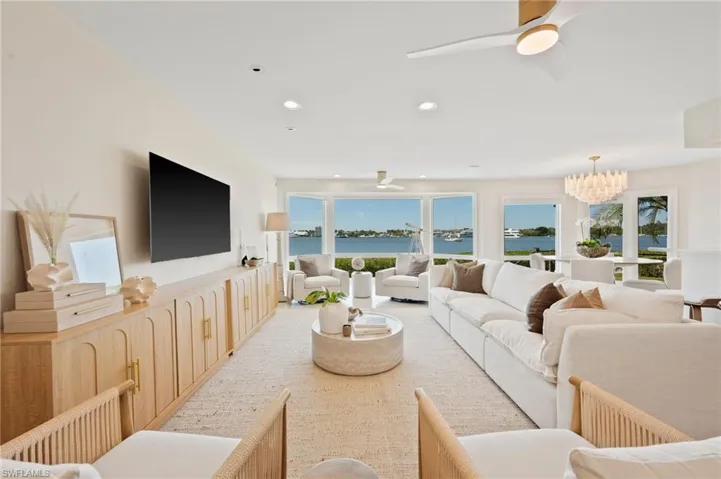 1301 Chesapeake Ave 1b, Naples, Florida 34102