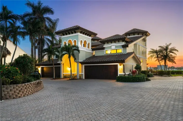 1301 Chesapeake Ave 1b, Naples, Florida 34102