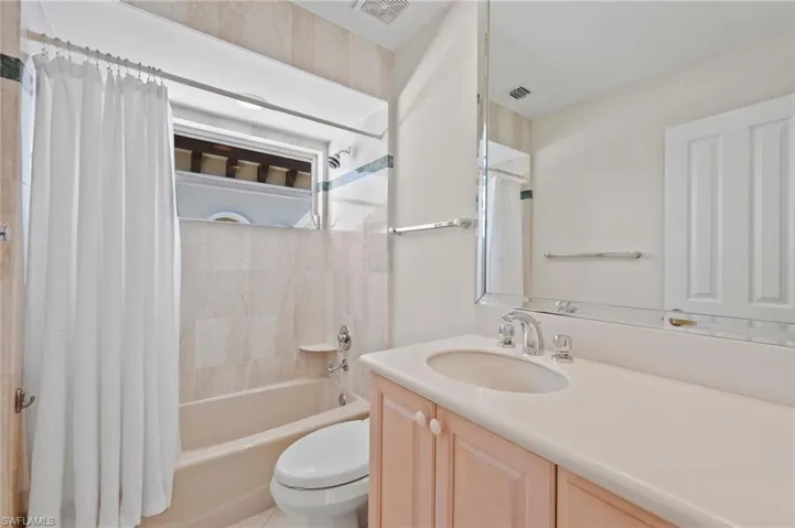 1301 Chesapeake Ave 1b, Naples, Florida 34102