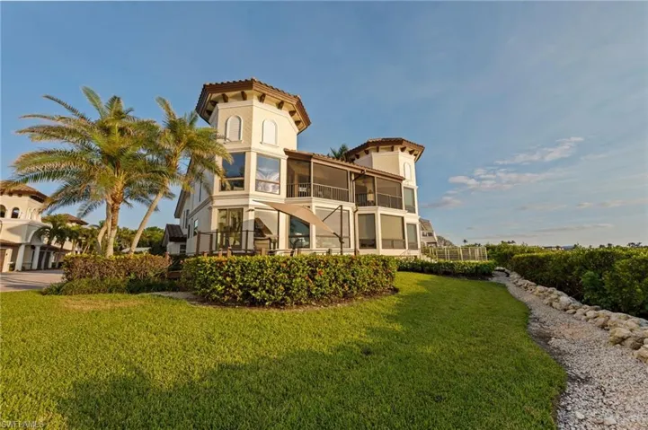 1301 Chesapeake Ave 1b, Naples, Florida 34102