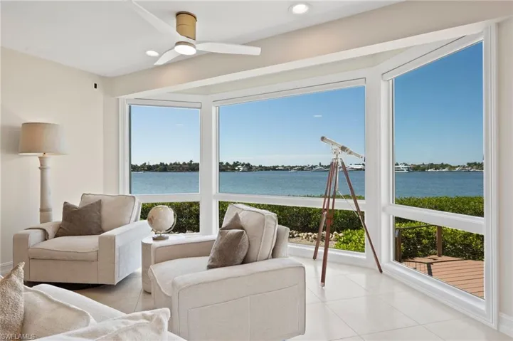 1301 Chesapeake Ave 1b, Naples, Florida 34102