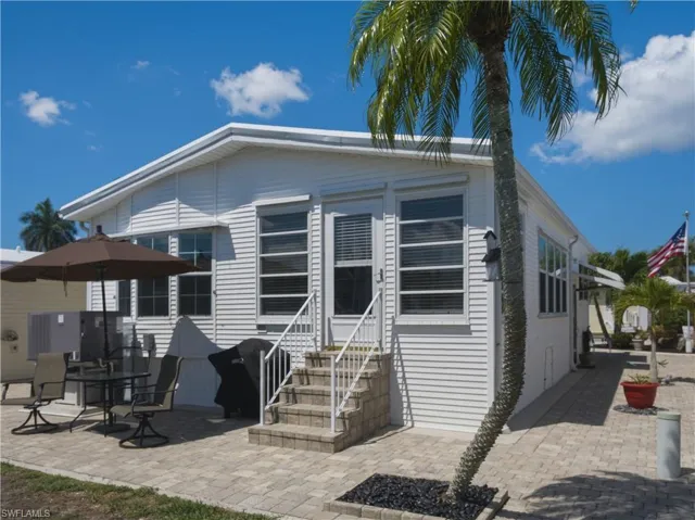 323  Imperial Wilder  BLVD, Naples, FL 34114