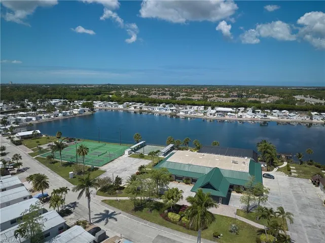 323  Imperial Wilder  BLVD, Naples, FL 34114