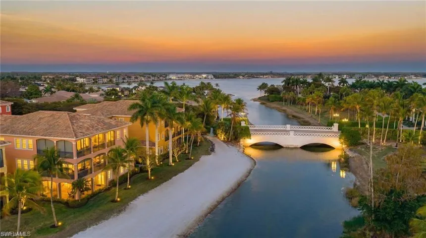 10821  Vivaldi  CT, Miromar Lakes, FL 33913