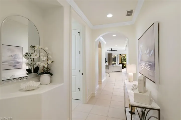 10821  Vivaldi  CT, Miromar Lakes, FL 33913