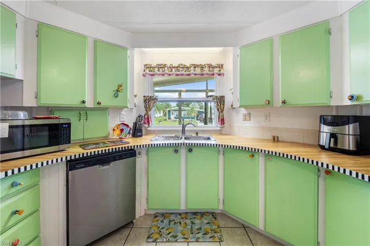 280  Grassy Key  LN, Naples, FL 34114