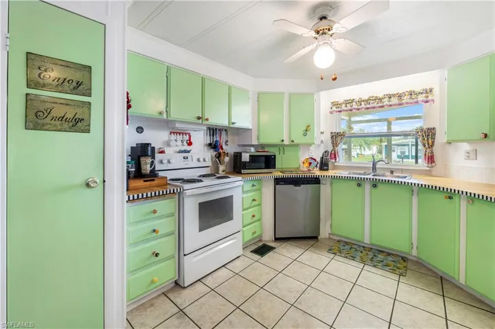280  Grassy Key  LN, Naples, FL 34114