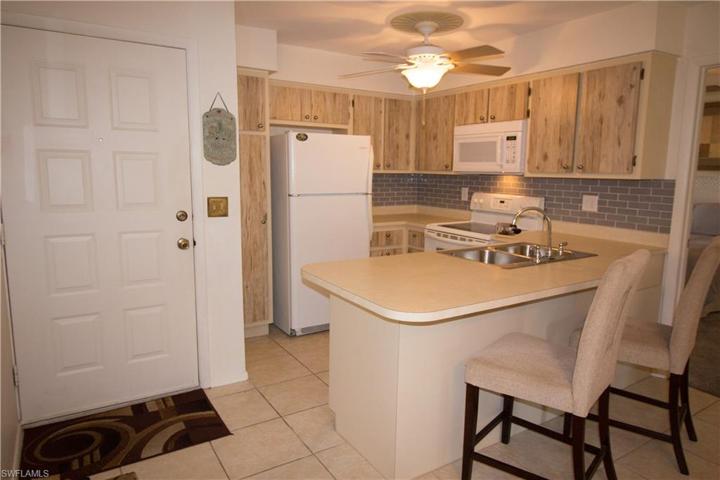 Entry to Kitchen