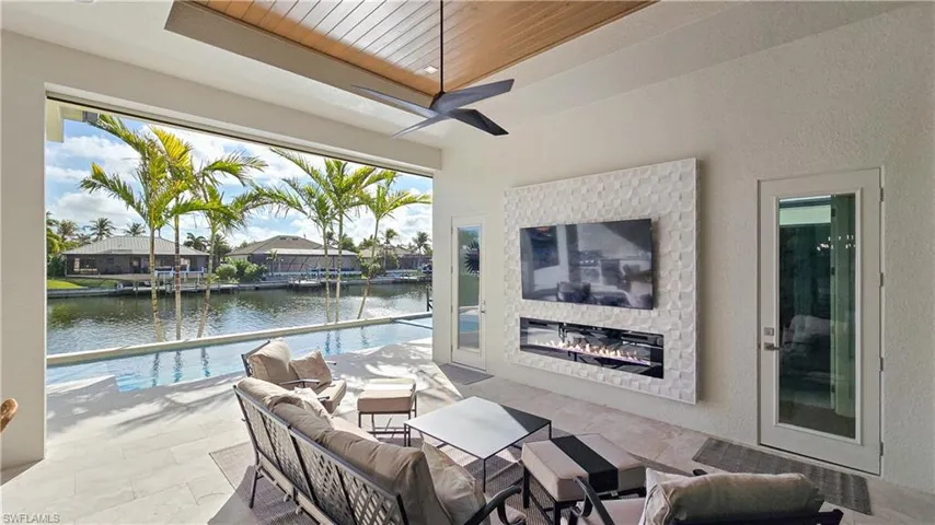 2611 Sw 29th Ave, Cape Coral, Florida 33914
