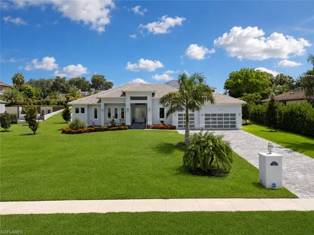 1631 Copeland Dr, Marco Island, Florida 34145