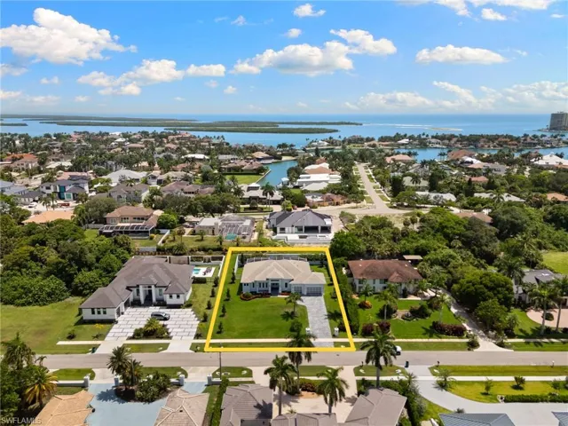 1631 Copeland Dr, Marco Island, Florida 34145