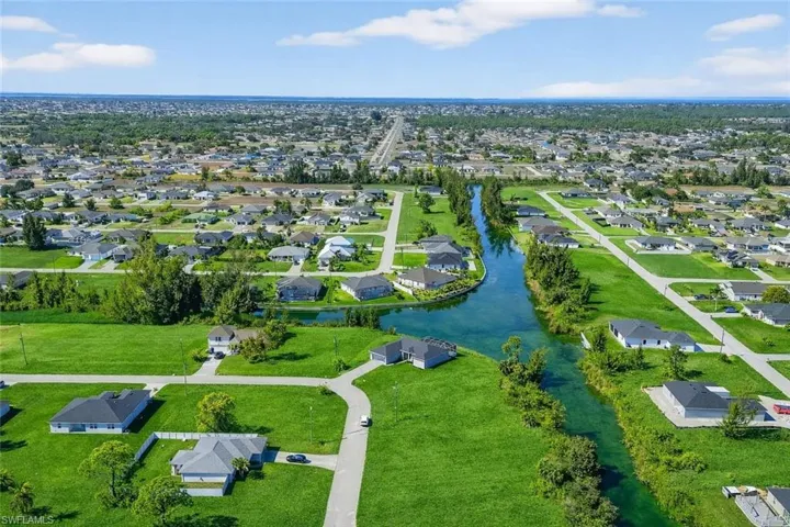 2014 NW 21st  AVE, Cape Coral, FL 33993