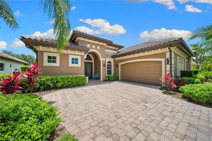 7692 Cottesmore Dr, Naples, Florida 34113