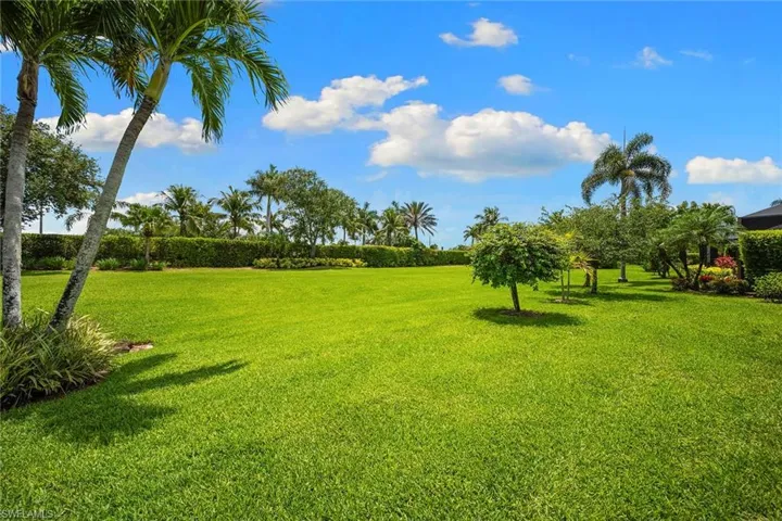 7692 Cottesmore Dr, Naples, Florida 34113