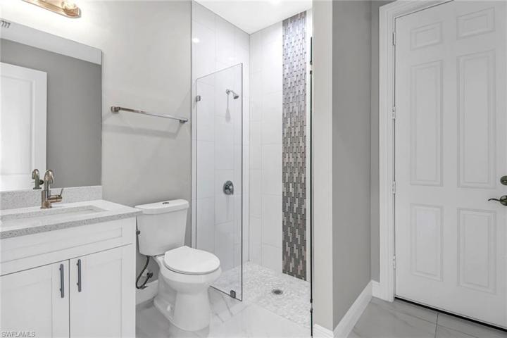 680  Wilson N BLVD, Naples, FL 34120