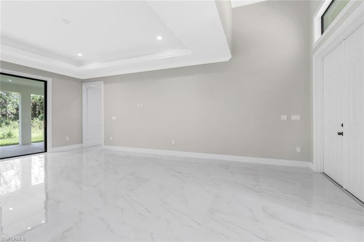 680  Wilson N BLVD, Naples, FL 34120