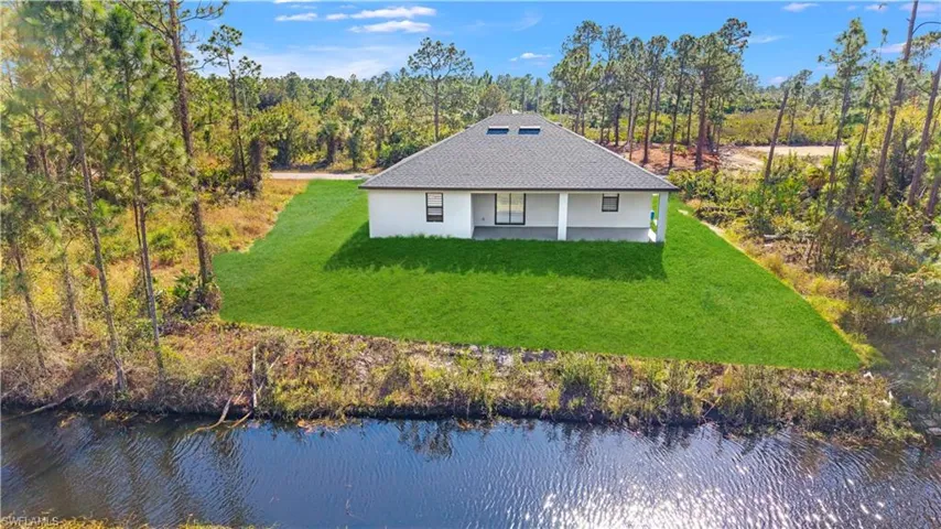 1121  Crocus  ST, Lehigh Acres, FL 33974