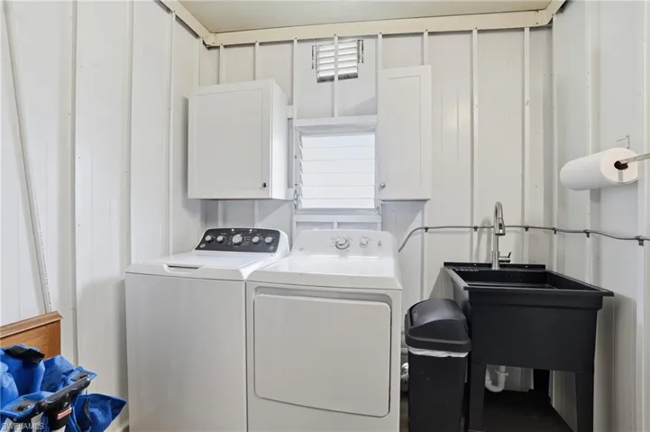 340 Mattie Ave, Fort Myers, Florida 33908