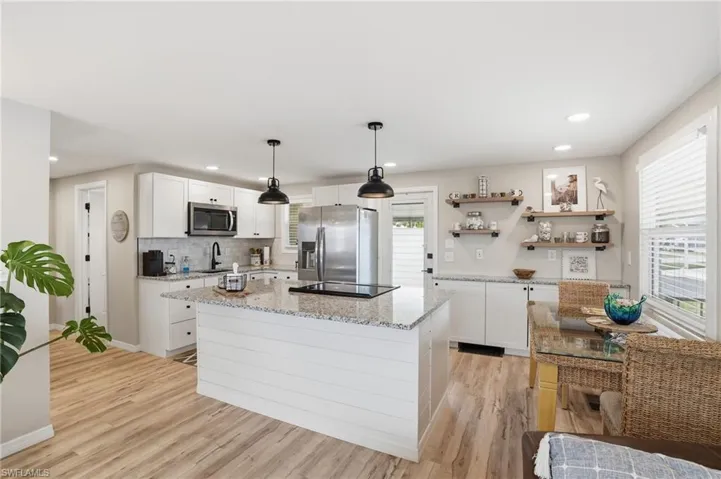 340 Mattie Ave, Fort Myers, Florida 33908
