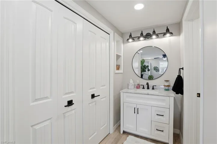 340 Mattie Ave, Fort Myers, Florida 33908