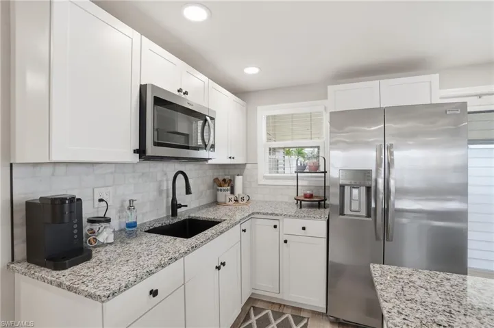 340 Mattie Ave, Fort Myers, Florida 33908