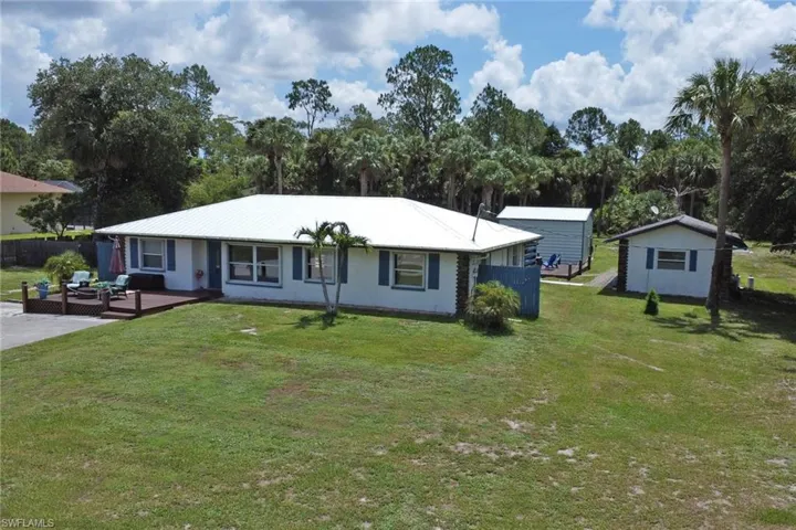 640 27th St Sw, Naples, Florida 34117