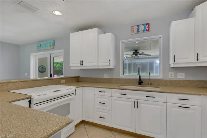 640 27th St Sw, Naples, Florida 34117
