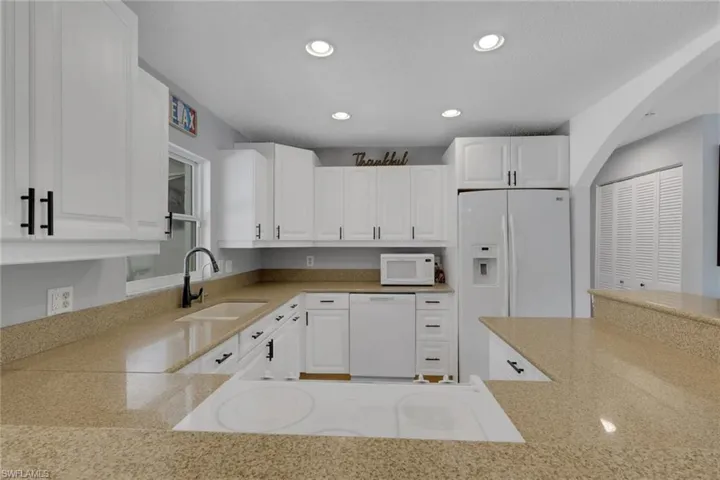 640 27th St Sw, Naples, Florida 34117