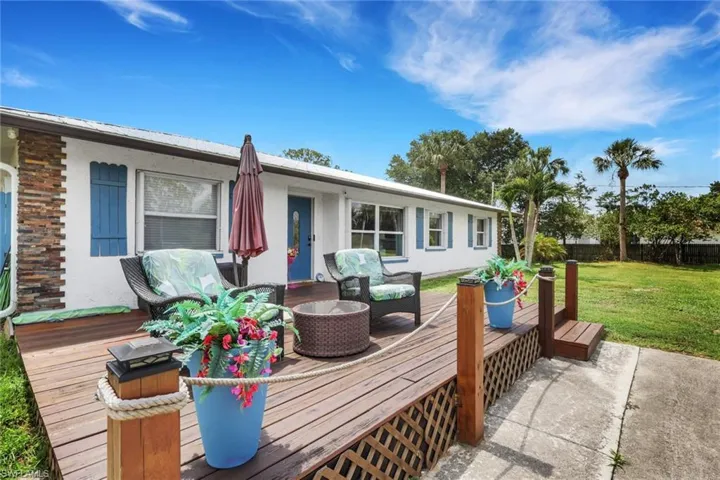 640 27th St Sw, Naples, Florida 34117
