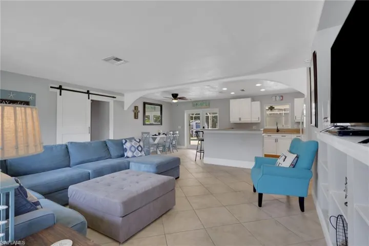 640 27th St Sw, Naples, Florida 34117