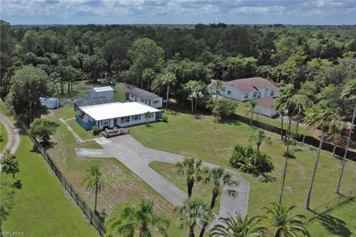 640 27th St Sw, Naples, Florida 34117