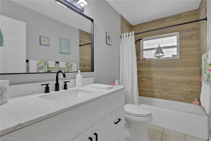 640 27th St Sw, Naples, Florida 34117